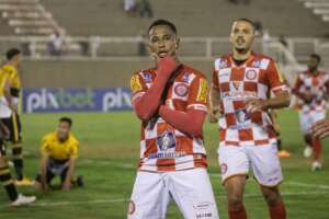 SÉRIE B: Tombense mira 5º lugar em dia de disputa contra o rebaixamento