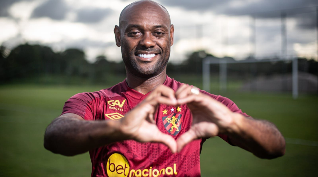 Time da Série B anuncia Vagner Love 2 vagner love