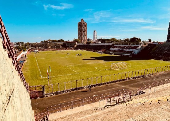 Homens armados invadem estádio do Mogi Mirim