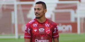 Série B: Lateral é reintegrado ao Vila Nova após negociação melar