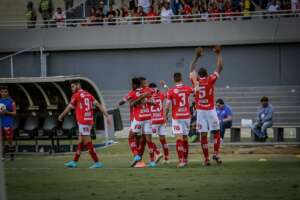 Série B: Vila Nova “rebaixado”; Náutico e Guarani no “buraco”, veja chances de queda