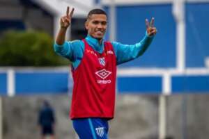 Série B: Ponte Preta negocia com atacante do Brasileirão