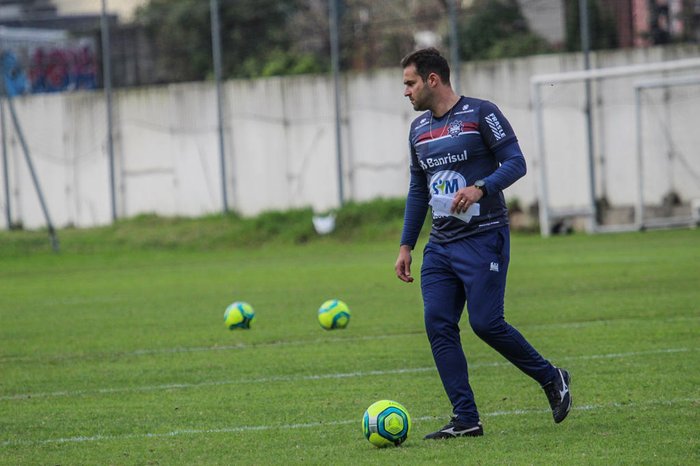 caxias treino