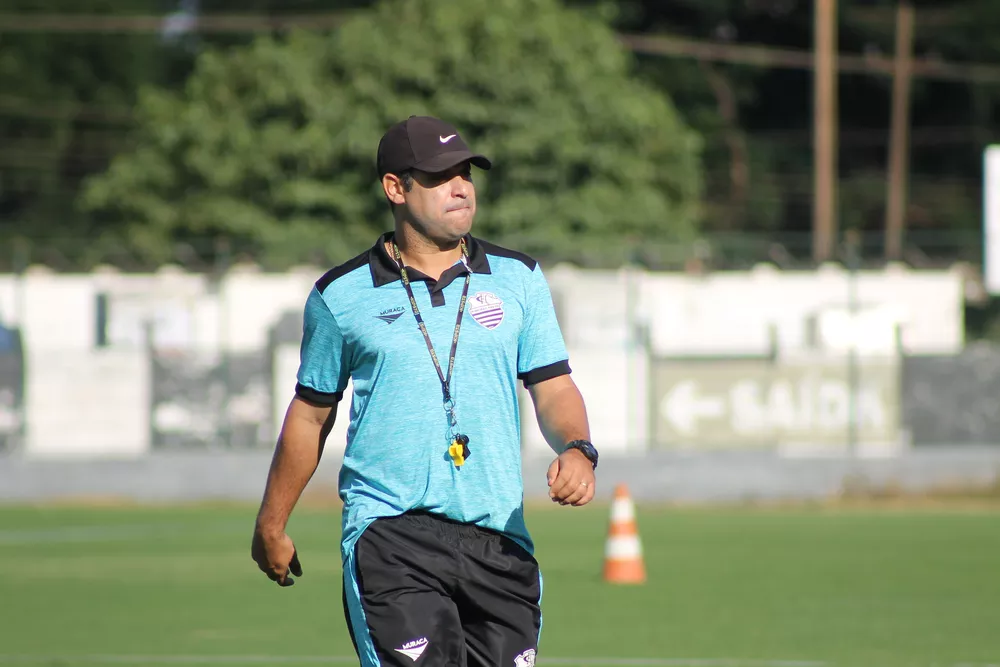 Copa Paulista: Técnico do Comercial anda em corda bamba 2 Marciano técnico comercial