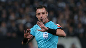 BRASILEIRÃO: Palmeiras bate Corinthians e Cuiabá afunda Juventude