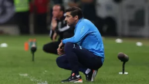 Abel vê Palmeiras superior, mas admite Flamengo eficiente: 'Futebol é assim'