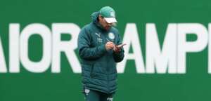 Brasileirão: Palmeiras treina finalização para ser preciso contra o Flamengo