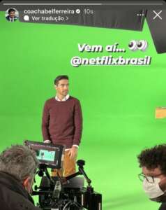 Olha só! Técnico do Palmeiras grava com a Netflix e deixa torcida curiosa