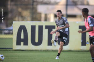 Atlético-MG x Athletico-PR - Xarás deixam Libertadores de lado e fazem duelo direto