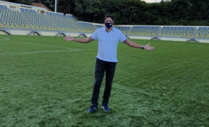 Pentacampeão viraliza ao criticar pratos do Masterchef: 