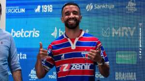 Após vitória sobre o Corinthians, Fortaleza inicia semana apresentando novo meia