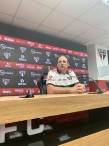 Ceni esquece Flamengo e destaca peso da Sul-Americana: 'Temos de chegar à final'