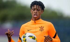 Zagueiro perde espaço e pode deixar o Corinthians de forma antecipada