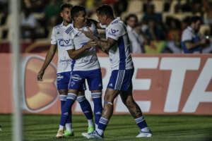 SÉRIE B: Grêmio aumenta crise, trio encosta no G4 e Ituano para em Vanderlei