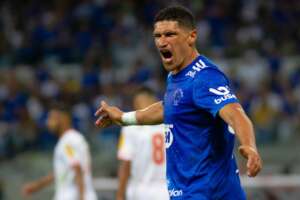 SÉRIE B: Líderes, Cruzeiro e Bahia pegam adversários indigestos