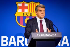 Barcelona vende parte de estúdio para turbinar finanças e botar astros em campo