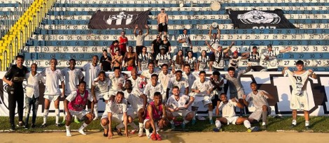 Equipe do São Bernardo após a vitória