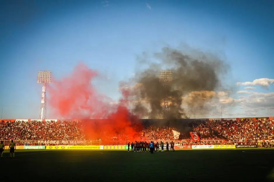 Torcida pouso alegre