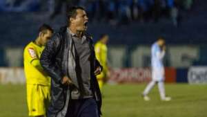 Série B: Londrina foca vitórias para ter acesso e técnico evita secar Vasco e Grêmio