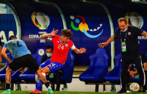 2023 já começou! Athletico-PR contrata atacante chileno para próxima temporada