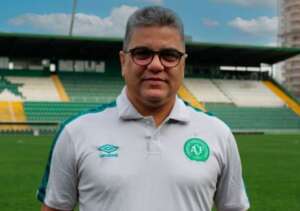 Marcelo Cabo deixa a Chapecoense um dia após levar virada