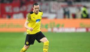 Schulz, do Borussia, é acusado de chutar barriga de ex-namorada grávida; ele nega