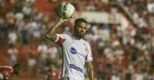 Série B: Atacante do Náutico pede desligamento do clube