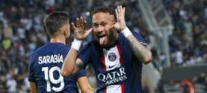 Neymar supera Cristiano Ronaldo em número de gols em finais