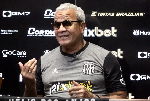 Série B: Hélio elogia postura dos jogadores da Ponte Preta: 