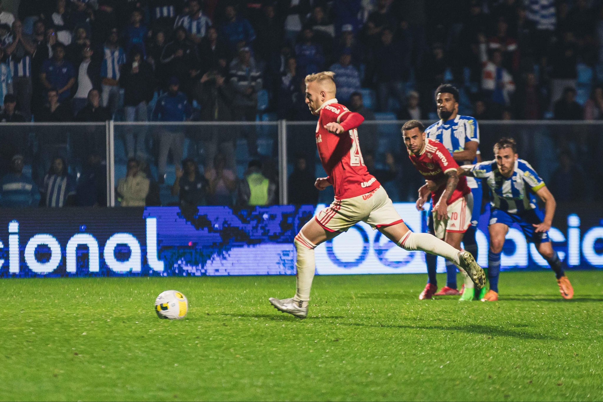 Pedro Henrique Internacional 2022