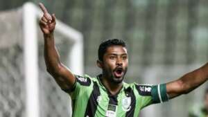 Ricardo Silva comemora empate do América-MG com Atlético-MG