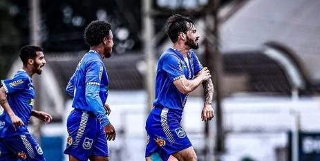 Jogadores do Rio Claro prontos para enfrentar o Primavera