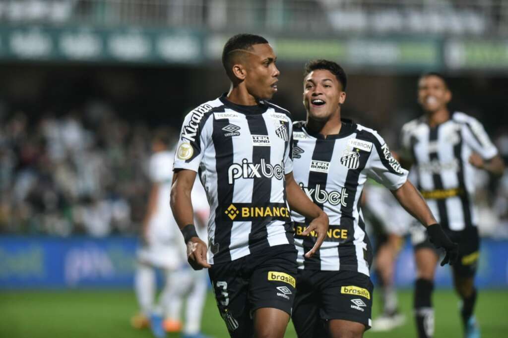 Lisca festeja 1ª vitória no Santos, mas exige mais do ataque