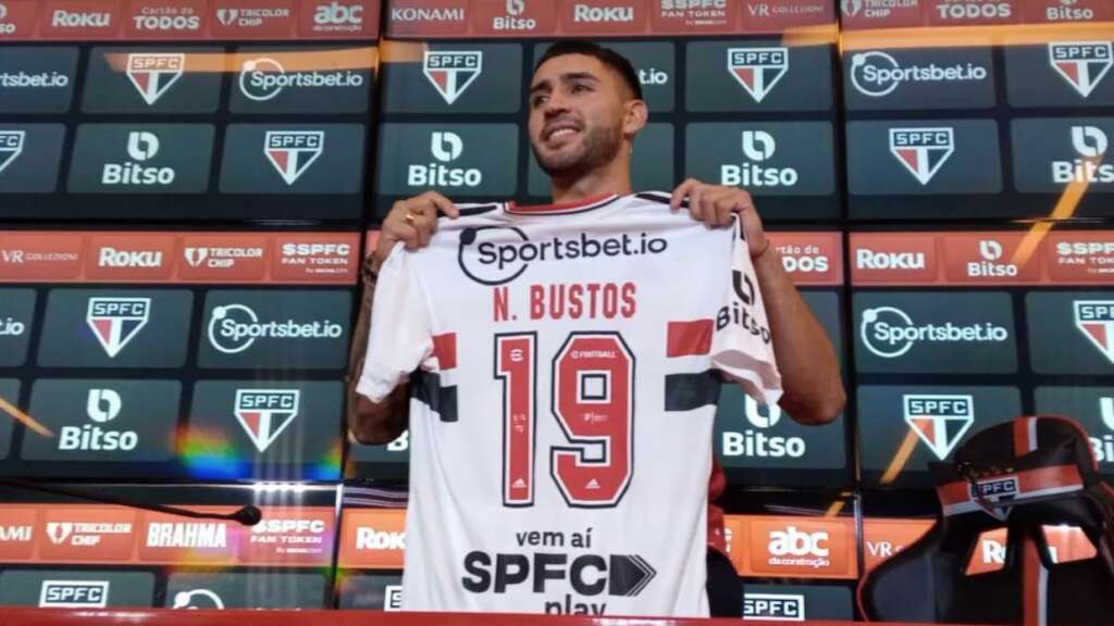 Bustos diz atuar em qualquer setor do ataque do São Paulo