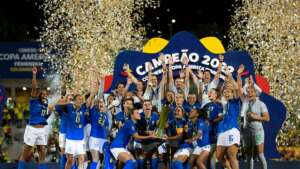 Título da Copa América confirma sucesso da renovação da seleção feminina