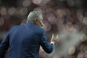 Tite vai acompanhar Corinthians x Flamengo pela Libertadores na Neo Química Arena