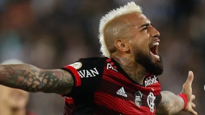 Vidal marcou seu segundo gol com a camisa do Flamengo