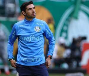 Com nervos no lugar, Abel Ferreira quer fugir de polêmicas à beira do campo