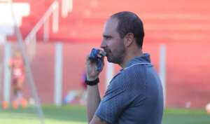 Série C: Náutico abre negociação com técnico Allan Aal