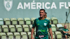Vagner Mancini lamenta empate do América-MG: 'Merecíamos vencer'