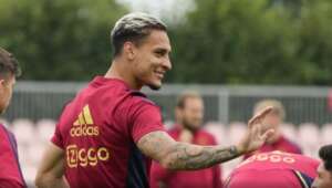 Ajax negocia atacante e São Paulo vai receber quase R$ 100 milhões pela venda