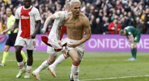 Antony é anunciado como novo reforço do Manchester United para a temporada