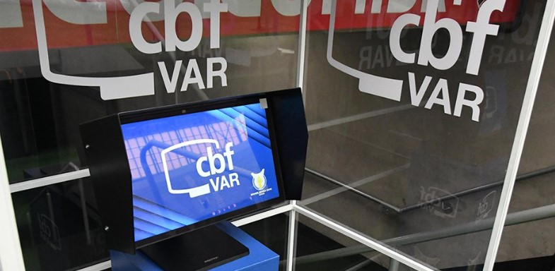 SÉRIE C COMEÇA A TER AUXÍLIO DO VAR