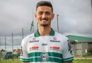 Coritiba anuncia mais dois reforços para fugir de vez do Z4