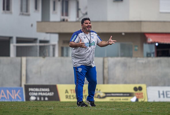 eduardo barroca treinador avai 017