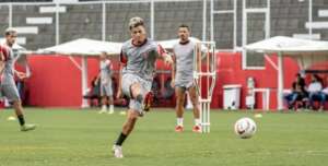 Série C: Presidente do Vitória dá como certa renovação de principal meia