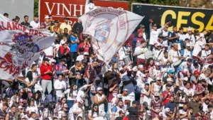 Caxias-RS 1 x 0 América-RN - Com um a menos, Grená sai na frente