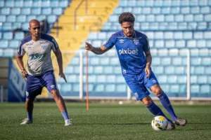 Barroca pede cautela com Guerrero no Avaí, mas avisa: “Vai conquistar seu espaço”