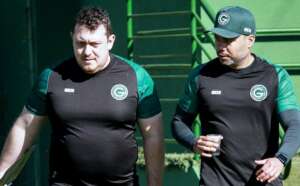 Treinador do Goiás na esperança da chegada de reforços