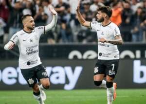 Janela de transferências fecha mas clubes ainda podem se reforçar; saiba como